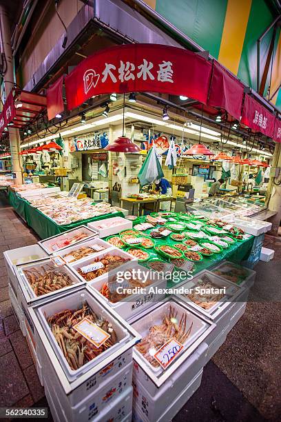 seafood at omi-cho market in kanazawa, japan - kanazawa stock pictures, royalty-free photos & images