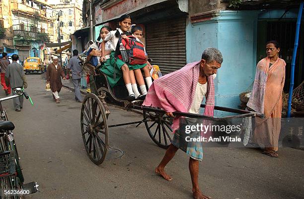 534 School Rickshaw Stock Photos, High-Res Pictures, and Images - Getty ...