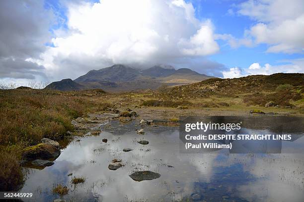 clouds in my coffee - glen sligachan 個照片及圖片檔