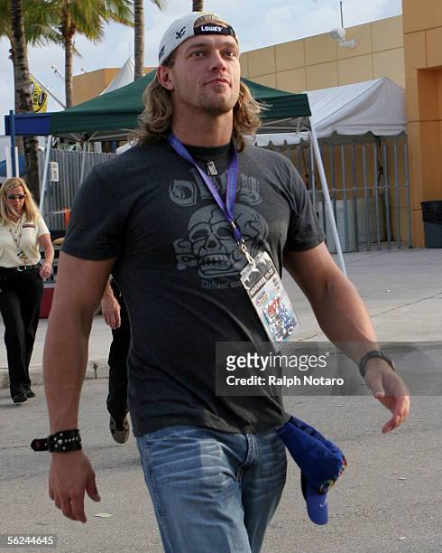 Pro Wrestler Adam Copeland "Edge" arrives at the NASCAR Ford 400 on November 20, 2005 in Homestead, Florida.