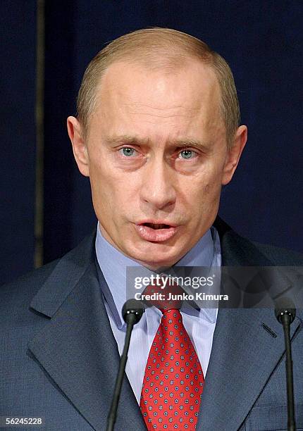 Russian President Vladimir Putin delivers a speech during the Japan-Russia Economic Cooperation Forum on November 21, 2005 in Tokyo, Japan. Putin is...