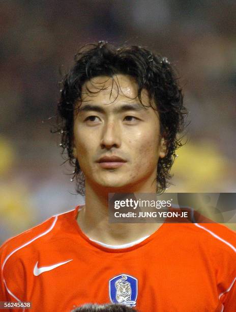 South Korean national football team player Ahn Jung-Hwan is seen during a friendly match with Sweden in Seoul, 12 November 2005. AFP PHOTO/JUNG...