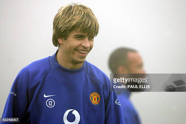 Manchester, UNITED KINGDOM: Manchester United's Gerard Pique during a training session, 21 November 2005, at Carrington training ground, in...