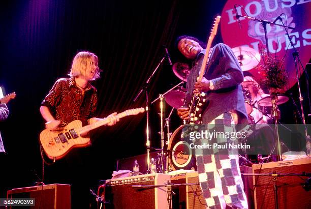 American Blues musicians Jonny Lang and Buddy Guy perform together on stage at the House of Blues, Chicago, Illinois, June 24, 1997.