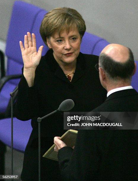 Random Merke 831 Norbert Lammert Angela Merkel Photos & High Res Pictures - Getty Images