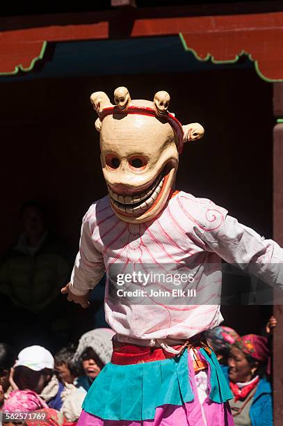 citipati skull masked temple dancer - mani rimdu festival stock pictures, royalty-free photos & images