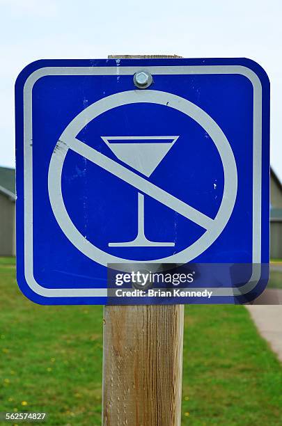 no cocktail sign - no drinking stock pictures, royalty-free photos & images