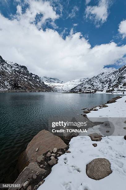tsongmo lake in sikkim, india - lake tsongmo stock pictures, royalty-free photos & images