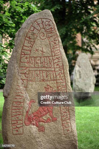 Runic Arrays 259 Runic Symbols Stock Photos, High-Res Pictures, and Images - Getty ...