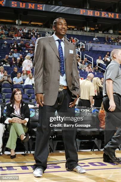 Amare Stoudemire of the Phoenix Suns stands before an NBA game against the Toronto Raptors on November 22, 2005 at America West Arena in Phoenix,...