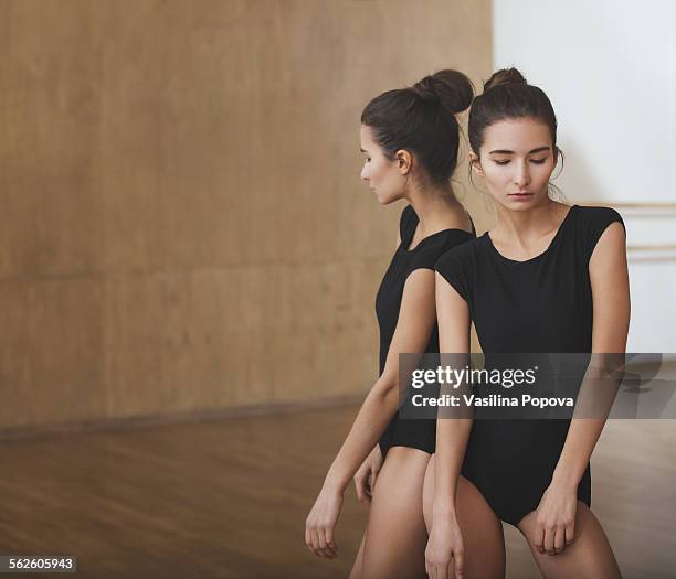 young dancer - ballet dancers russia stock pictures, royalty-free photos & images