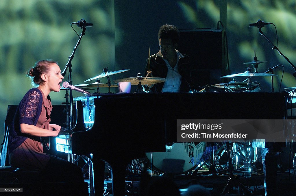 Fiona Apple in Concert - San Francisco CA
