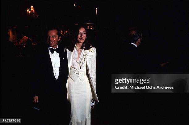 Actor Jack Nicholson and actress Anjelica Huston arrive to the 48th Academy Awards at Dorothy Chandler Pavilion in Los Angeles,California.