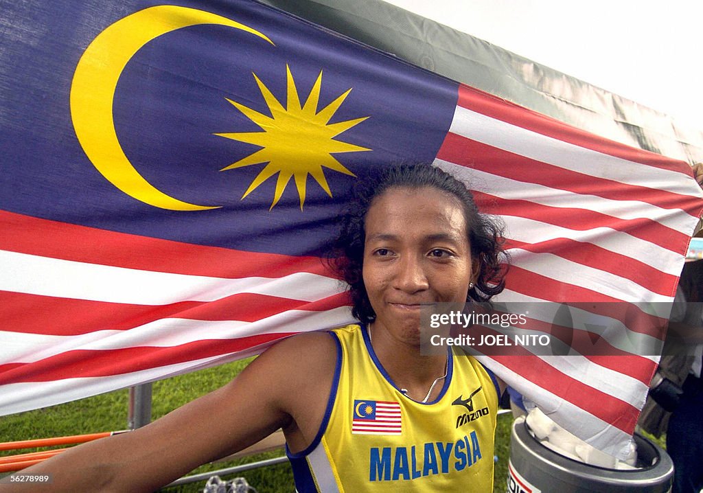 Malaysian pole vaulter Roslinda Samsu sm