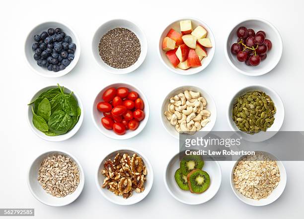 super foods - cereal overhead stock-fotos und bilder
