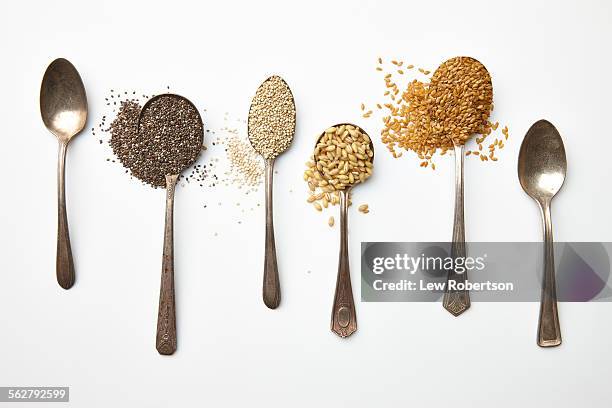 super food grains - graine de lin photos et images de collection