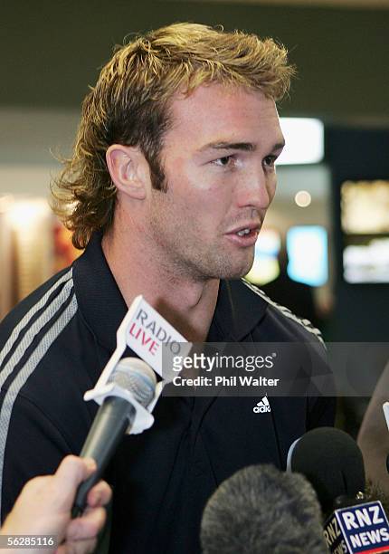All Black debutant Jason Eaton arrives home from the All Black's end of year tour to the UK, at the Auckland International Airport, November 29, 2005...