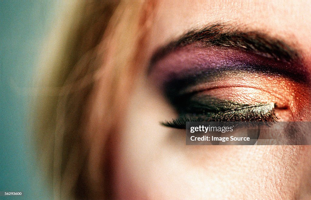 Man wearing eye shadow