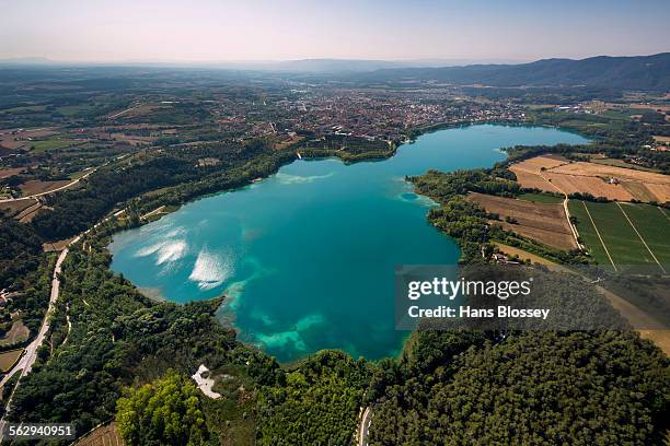 aerial view, view of the city of banyoles on the lake of banyoles, costa brava, catalonia, spain - banyoles stockfoto's en -beelden