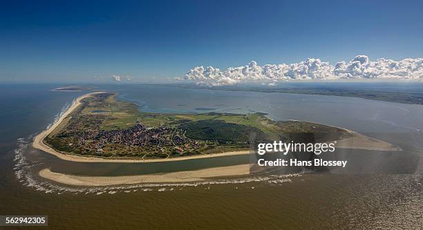 aerial view, sandbank, langeoog, island in the north sea, east frisian islands, lower saxony, germany - langeoog fotografías e imágenes de stock