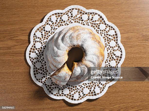 circular cake - doilie stock pictures, royalty-free photos & images