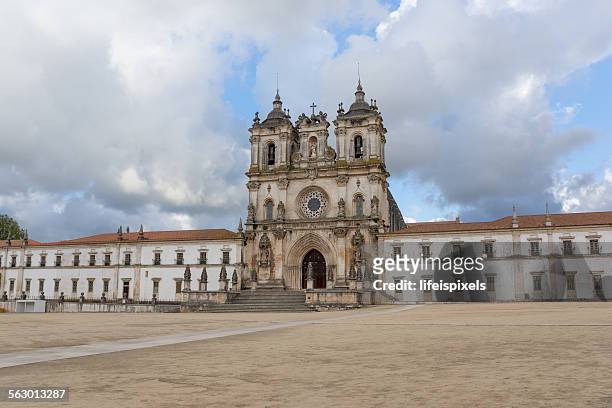 facade of the monastery of alcobaca - lifeispixels stock pictures, royalty-free photos & images