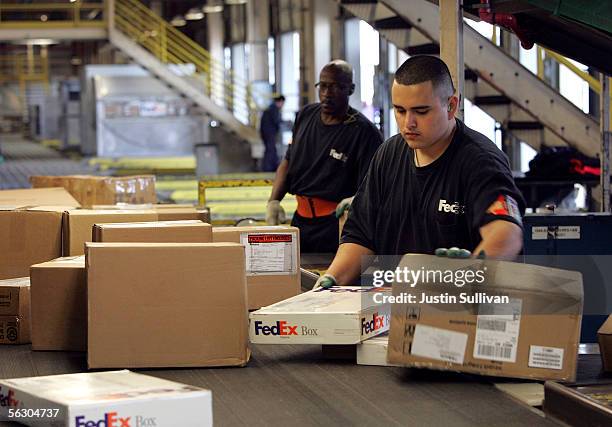 Fedex Package Photos and Premium High Res Pictures - Getty Images