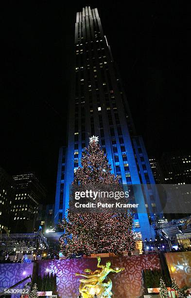 The 73rd annual Rockefeller Center tree lighting ceremony takes place November 30, 2005 in New York City.