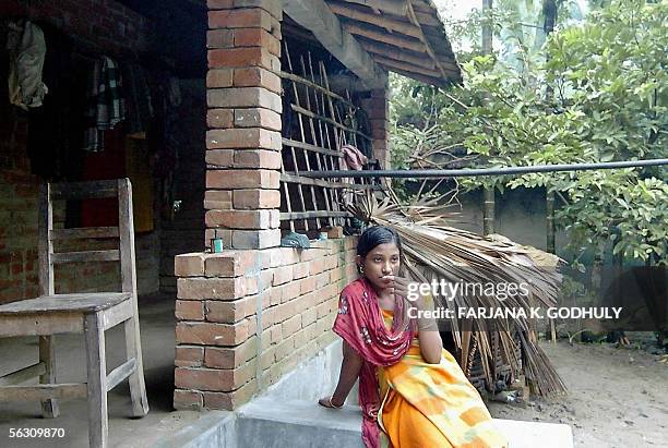 Moyna Robi 82 Moyna Stock Photos, High-Res Pictures, and Images - Getty Images