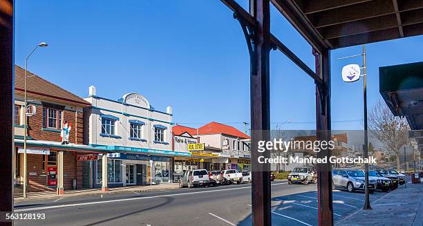 sharp street cooma - cooma stock pictures, royalty-free photos & images