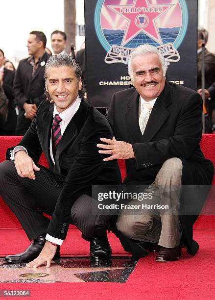 Singers Vicente Fernandez Photos And Premium High Res Pictures Getty singers-vicente-fernandez-photos-and-premium-high-res-pictures-getty