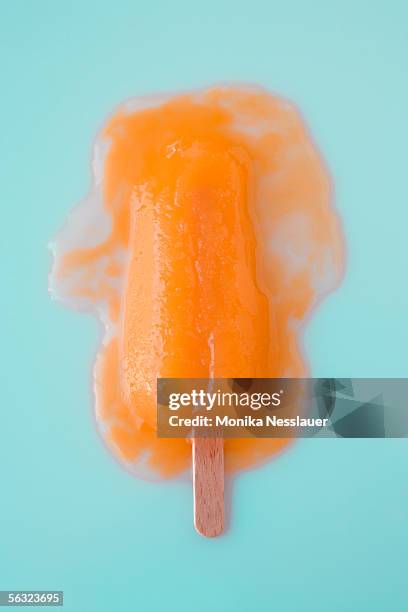 melted ice lolly stick, overhead view - ice lolly fotografías e imágenes de stock