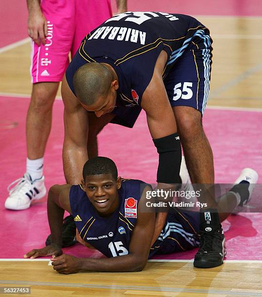 Stephen Arigbabu Photos and Premium High Res Pictures Getty Images