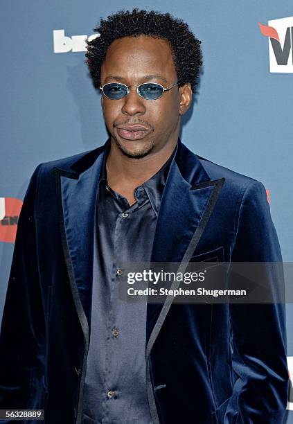 Singer Bobby Brown arrives at the VH1 Big In '05 Awards held at Stage 15 on the Sony lot on December 3, 2005 in Culver City, California.