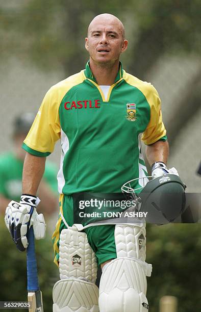 South African Herschelle Gibbs strides to the nets for batting practice at the Western Australian Cricket Association Ground nets during South...