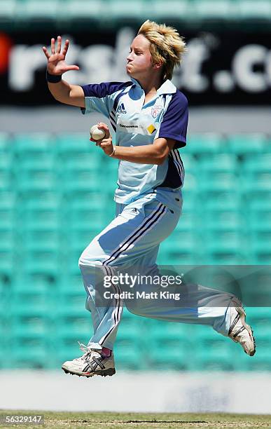 Emma Liddell of the Breakers bowls during the WNCL match between the NSW Breakers and the Queensland Fire at the Sydney Cricket Ground December 4,...