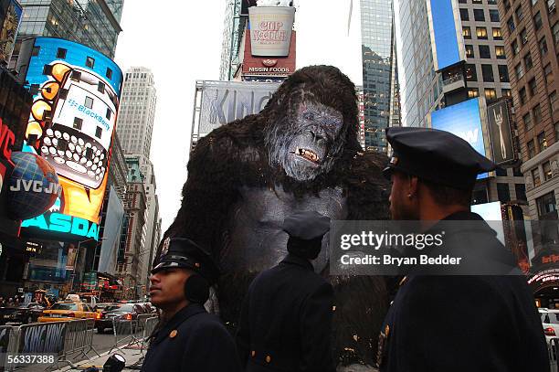 Giant King Kong figure is photographed at a photocall for the Universal Pictures film premiere of "King Kong" in Times Square December 5, 2005 in New...