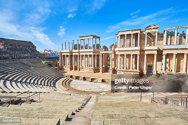 the roman theatre in merida - extremadura stockfoto's en -beelden