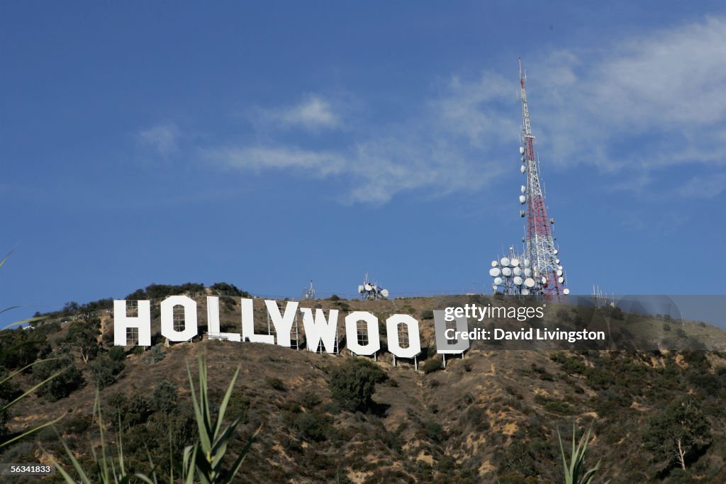 Hollywood Sign Repainting Project Completed With LA Mayor Antonio Villaraigosa