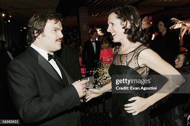 Actor Jack Black and actress Molly Shannon attend the "King Kong" world premiere after party at Pier 92 December 05, 2005 in New York City.