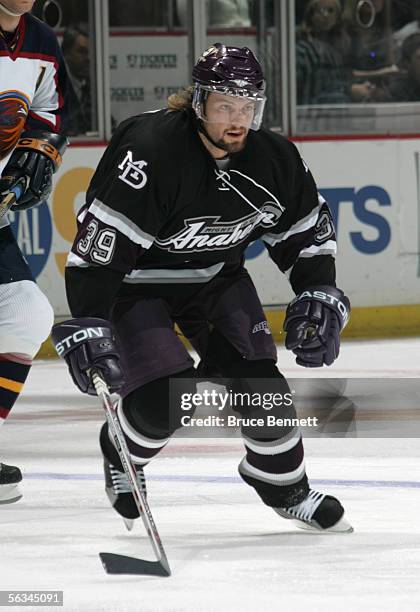 Petr Sykora of the Mighty Ducks of Anaheim skates during the game against the Atlanta Thrashers at the Arrowhead Pond on December 3, 2005 in Anaheim,...