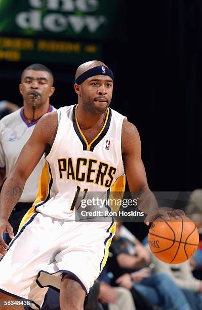 Jamaal Tinsley of the Indiana Pacers moves the ball during the game with the Houston Rockets on November 20, 2005 at Conseco Fieldhouse in...