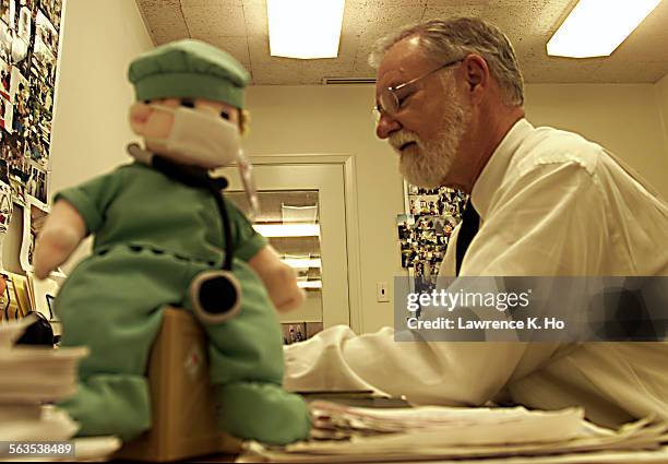 Dr. Sam Romeo 15 W (Ipa) Stock Photos, High-Res Pictures, and Images - Getty Images