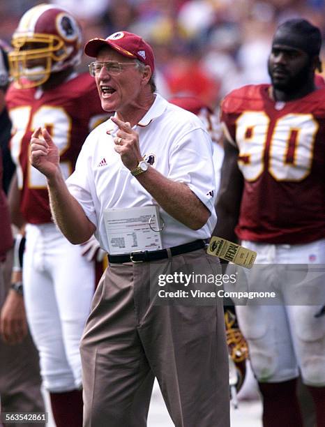 Chargers10.VC Wahington Redskins coach Marty Schottenheimer exhorts his team during game against the Chargers at Qualcomm Stadium in San Diego on...