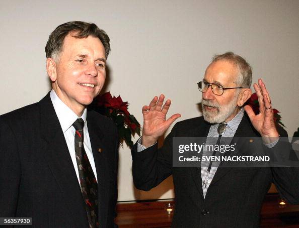 Robin Warren Rph Barry J. Marshall and fellow Australian Robin Warren , are seen... News ...
