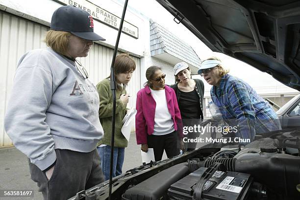 Jill Lessard 283 Ida Car Stock Photos, High-Res Pictures, and Images - Getty Images