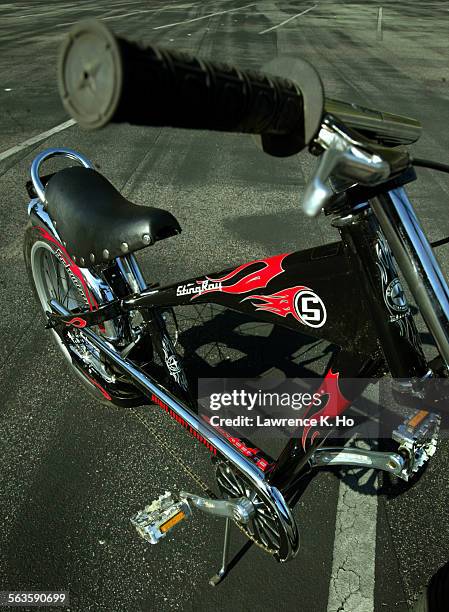 Times writer Roy Rivenburg test out the new Schwinn Stingray bicycle and comparing it to the Stingray bicycle he grew up with. Pic. Shows the frame...