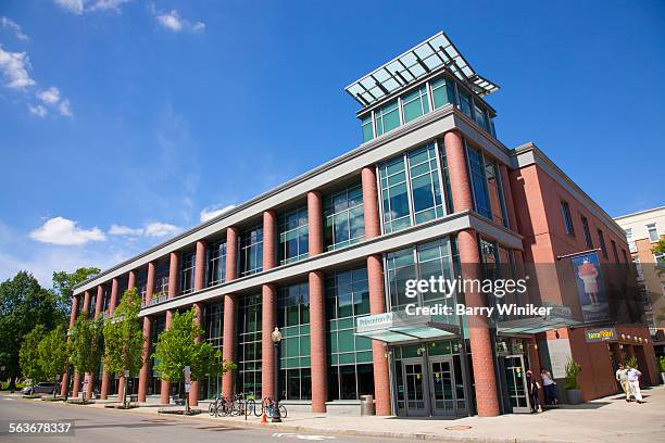Red Buildings Library 303 Red Brick Library Stock Photos, High-Res Pictures, and Images ...
