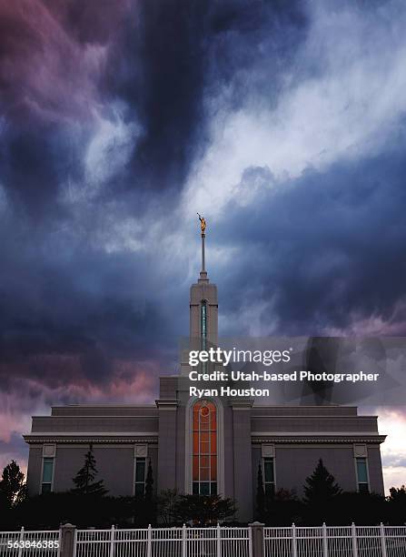 mt. timpanogos lds temple and sunset - the church of jesus christ of latter-day saints stock pictures, royalty-free photos & images