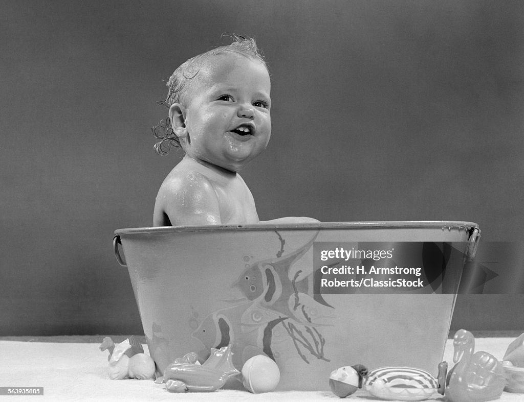 1940s 1950s SMILING BABY...